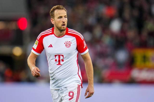 瑞士4-1瑞典距离世界杯仅差一分，扎卡点射，恩多耶传射