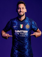 U22国家队走进成都实验小学西区分校，黄博文、于大宝等人与师生互动